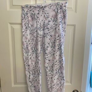 Balance Athletica Leggings. Gorgeous